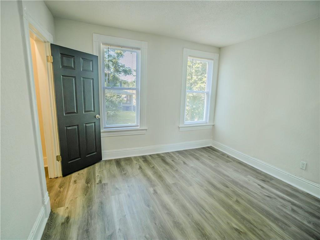 2011 Montgall Avenue Property Photo 14