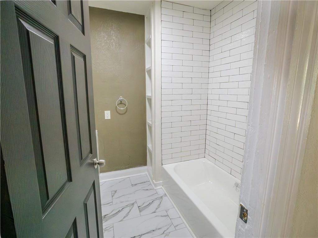 2011 Montgall Avenue Property Photo 15