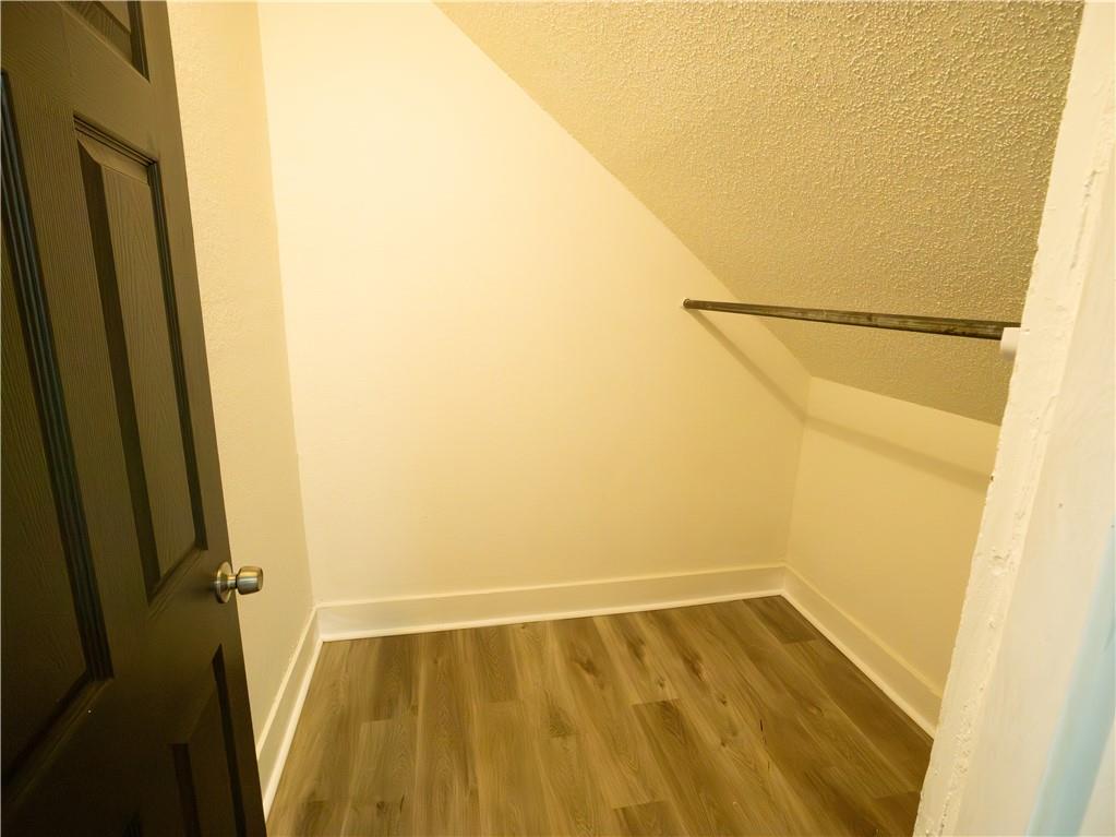 2011 Montgall Avenue Property Photo 19
