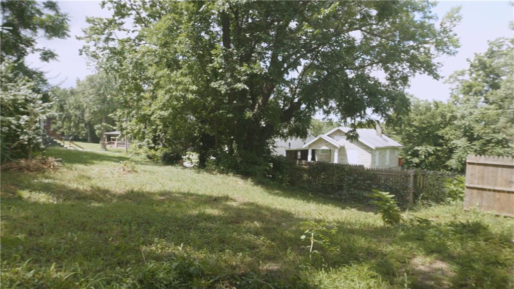 2011 Montgall Avenue Property Photo 22