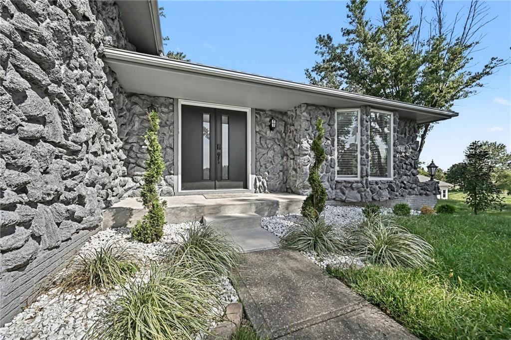 12223 Hills Road Property Photo 4