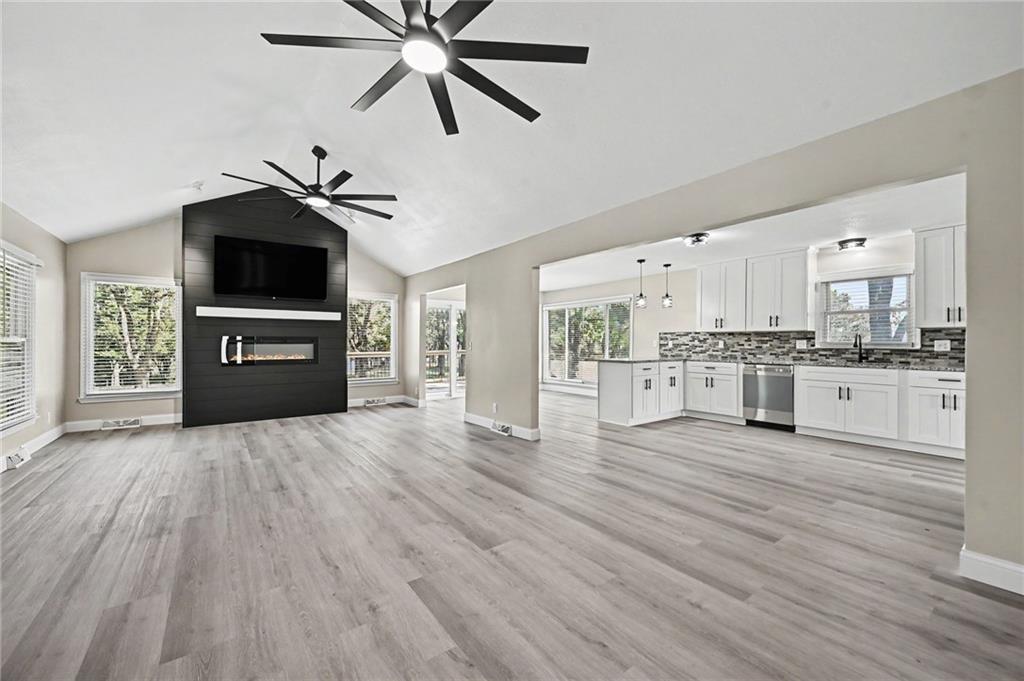 12223 Hills Road Property Photo 10