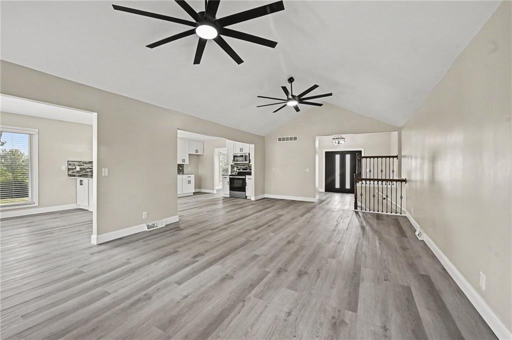 12223 Hills Road Property Photo 12