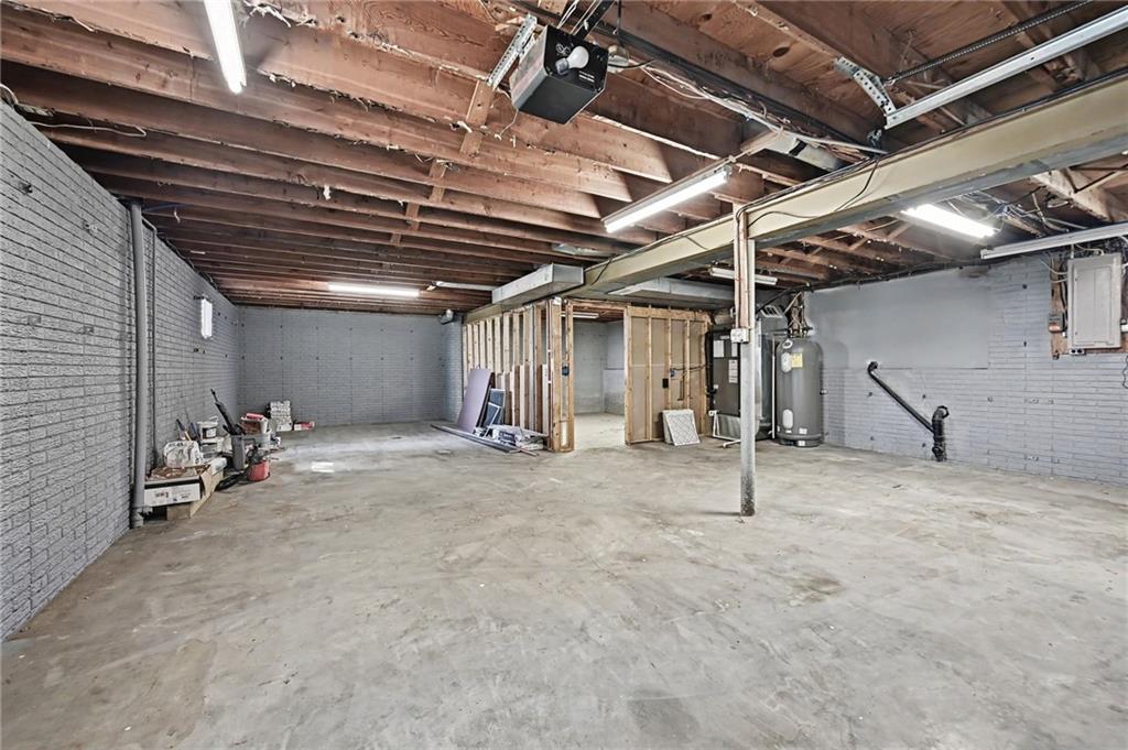 12223 Hills Road Property Photo 29