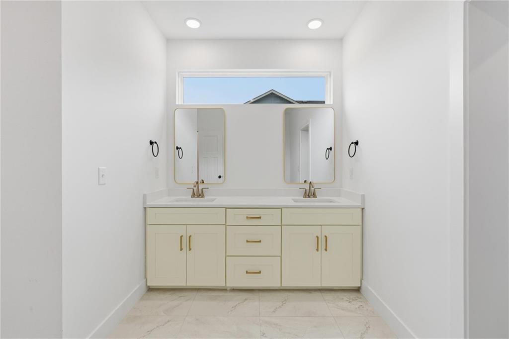 1102 Bluestem Circle Property Photo 15
