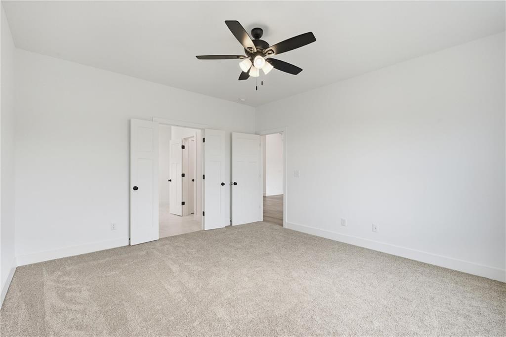 1102 Bluestem Circle Property Photo 16