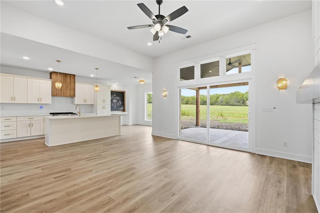 1102 Bluestem Circle Property Photo 26