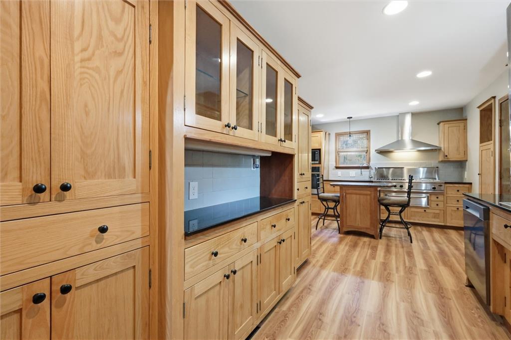 528 Ne Bordner Drive Property Photo 11