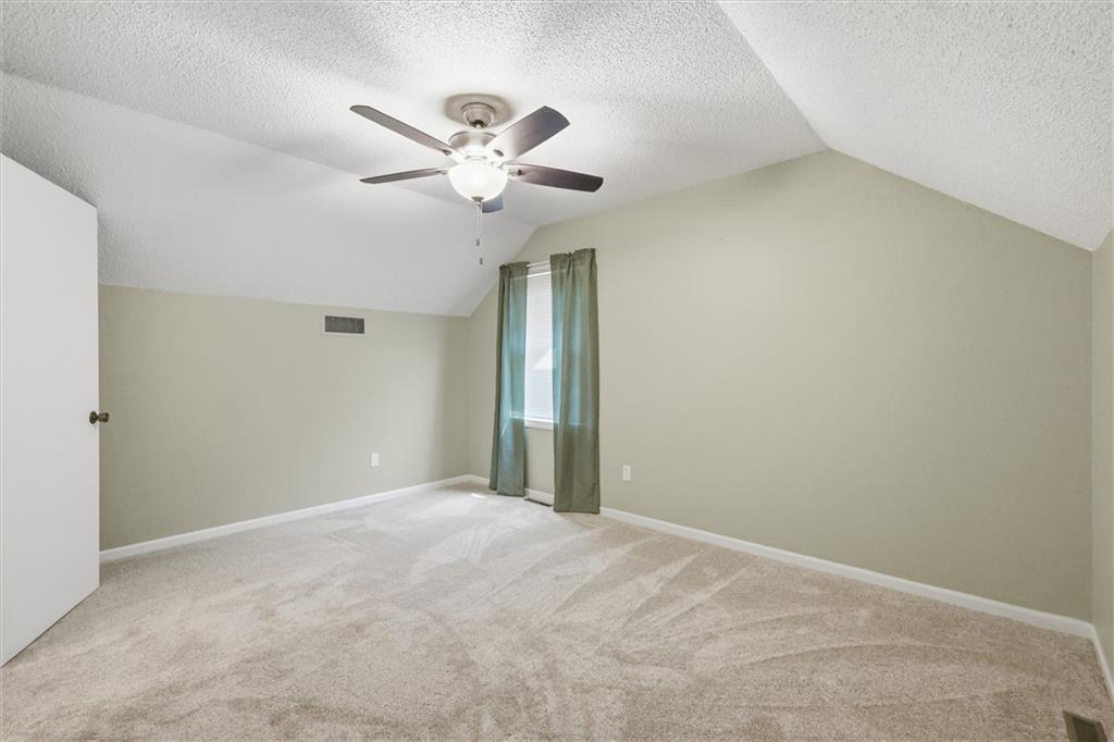 528 Ne Bordner Drive Property Photo 20