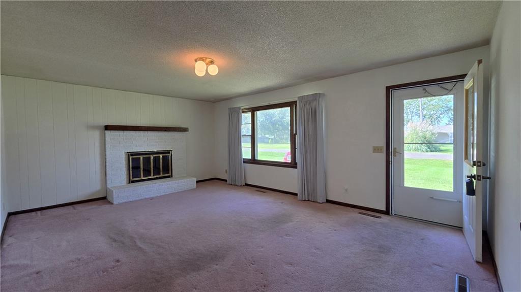 609 Park Street Property Photo 7