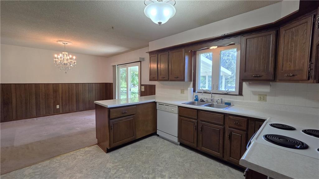 609 Park Street Property Photo 16
