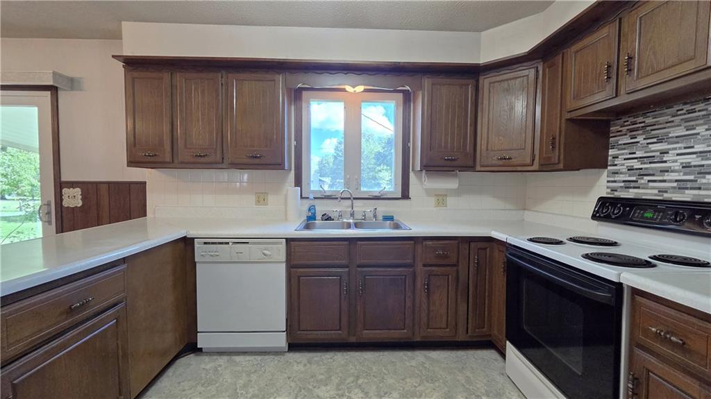 609 Park Street Property Photo 17