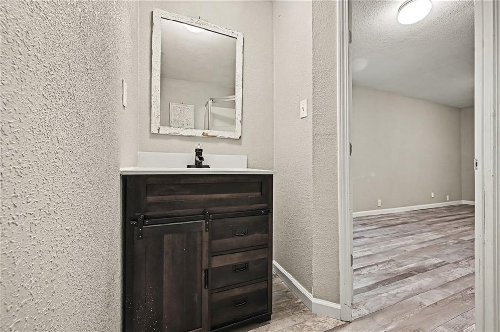 11225 N Tracy Avenue Property Photo 22