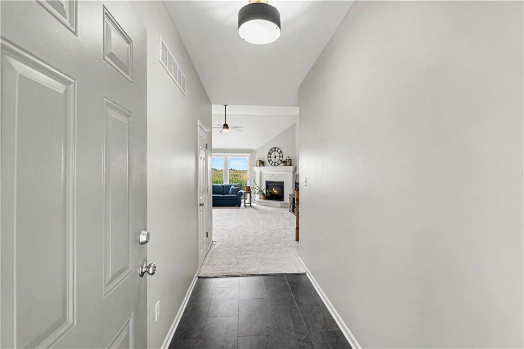 2240 Sw Morris Drive Property Photo 4