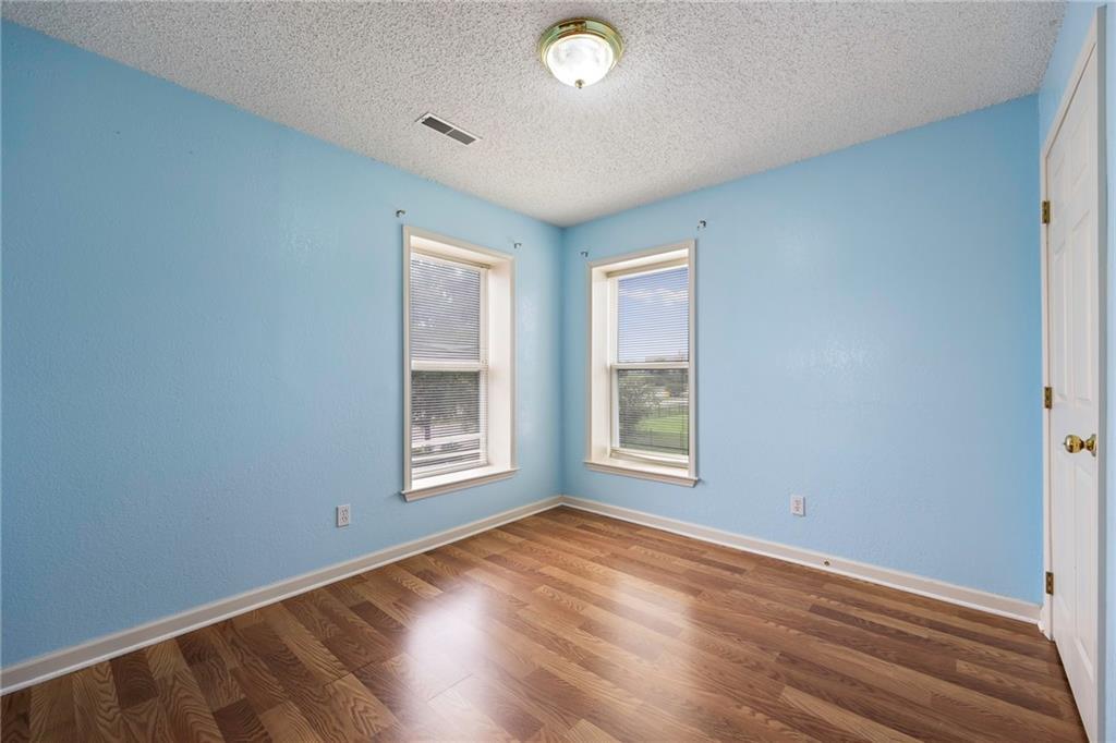 2005 E 34th Street Property Photo 11