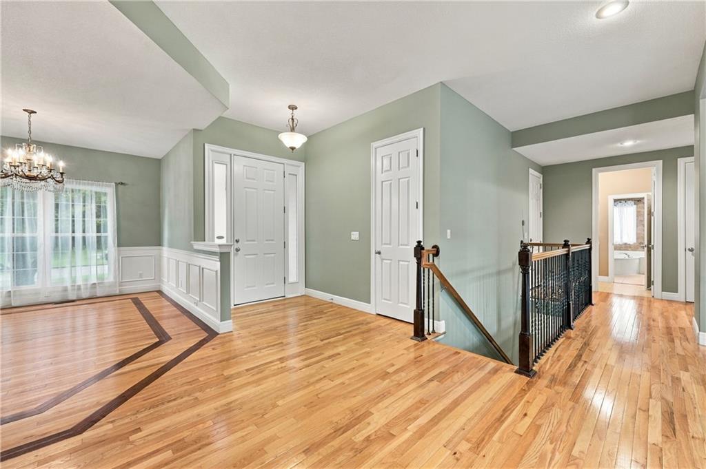 10108 N Willow Avenue Property Photo 6