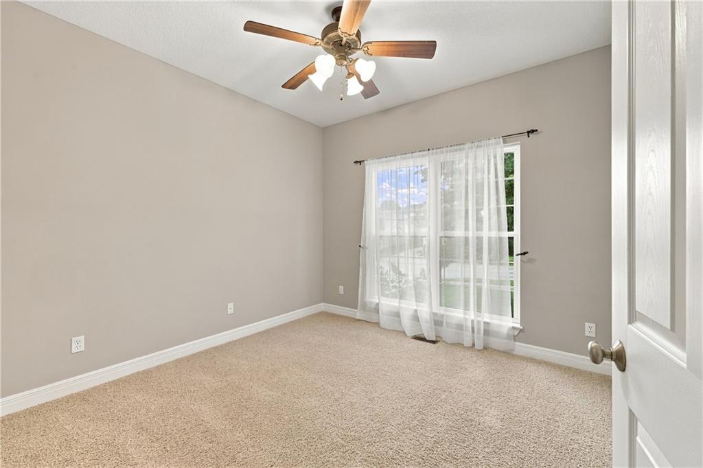 10108 N Willow Avenue Property Photo 28