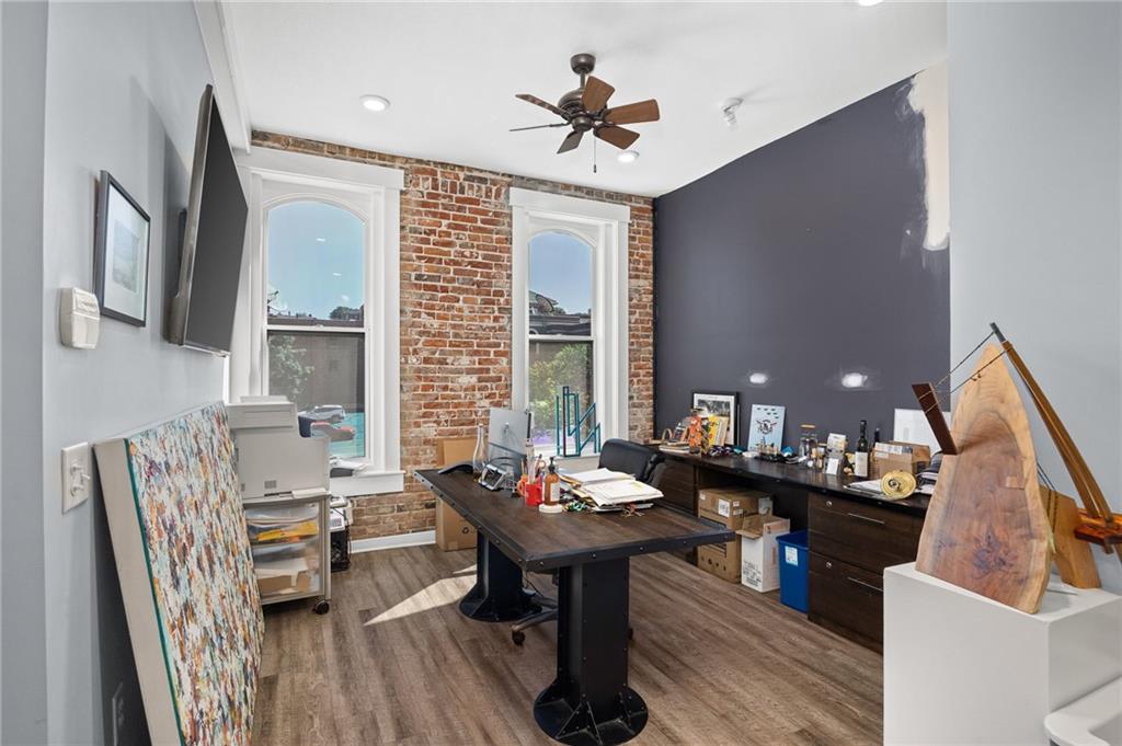 722 Felix Street Property Photo 66