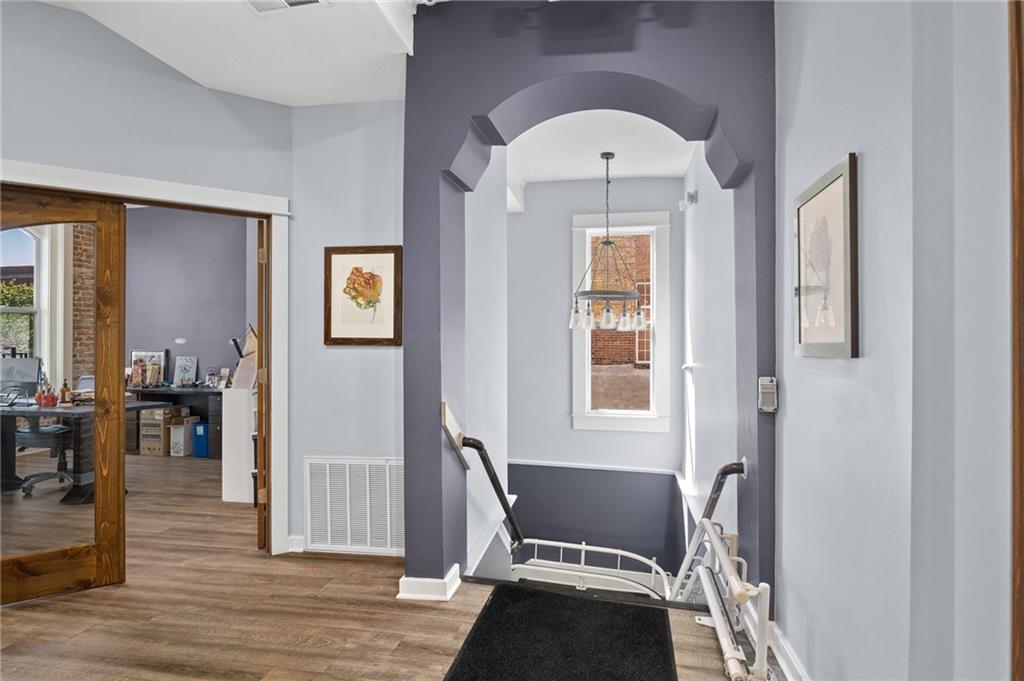 722 Felix Street Property Photo 69