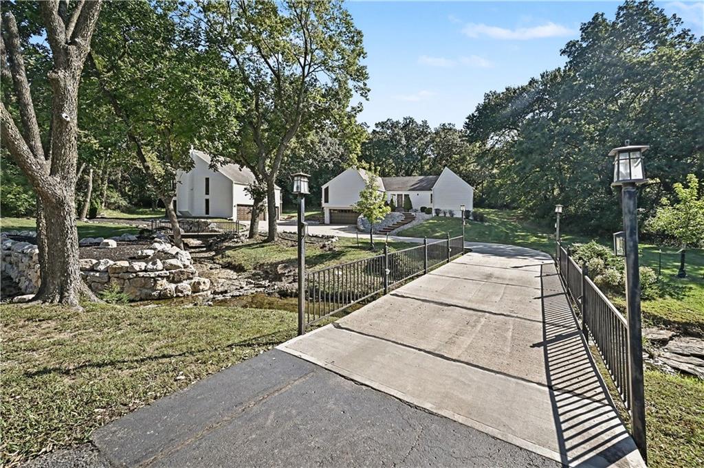 4813 Nw Northwood Road Property Photo 2