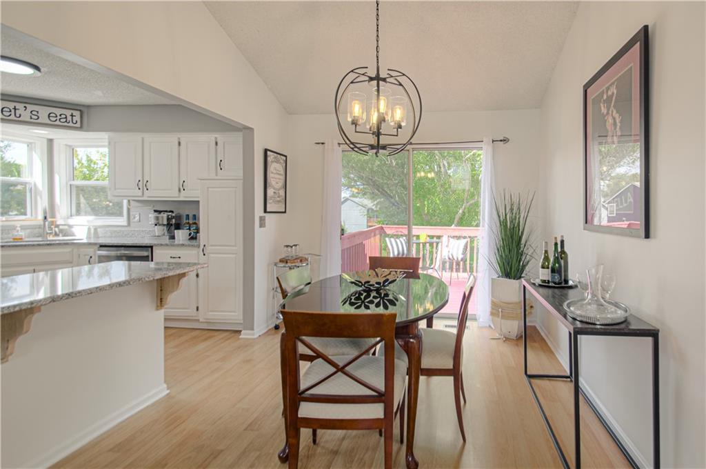 18412 W 163rd Street Property Photo 8