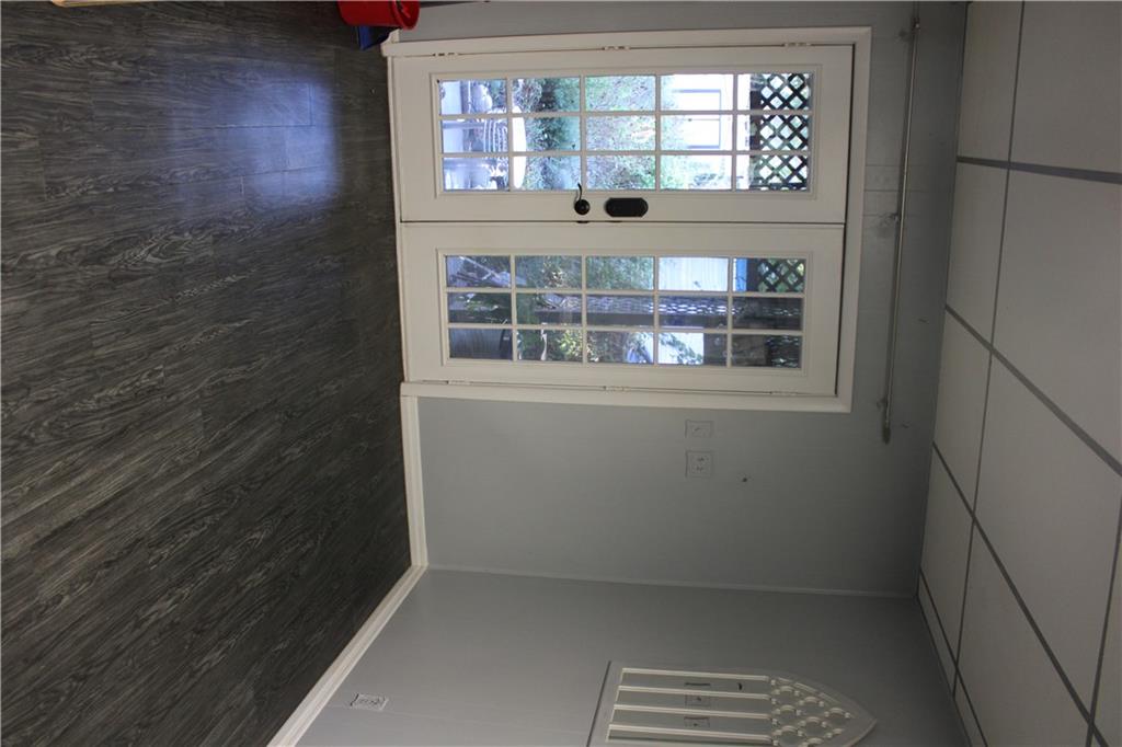 417 W Washington Street Property Photo 24