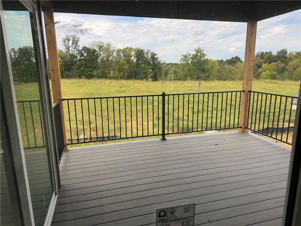 2148 Black Walnut Drive Property Photo 4