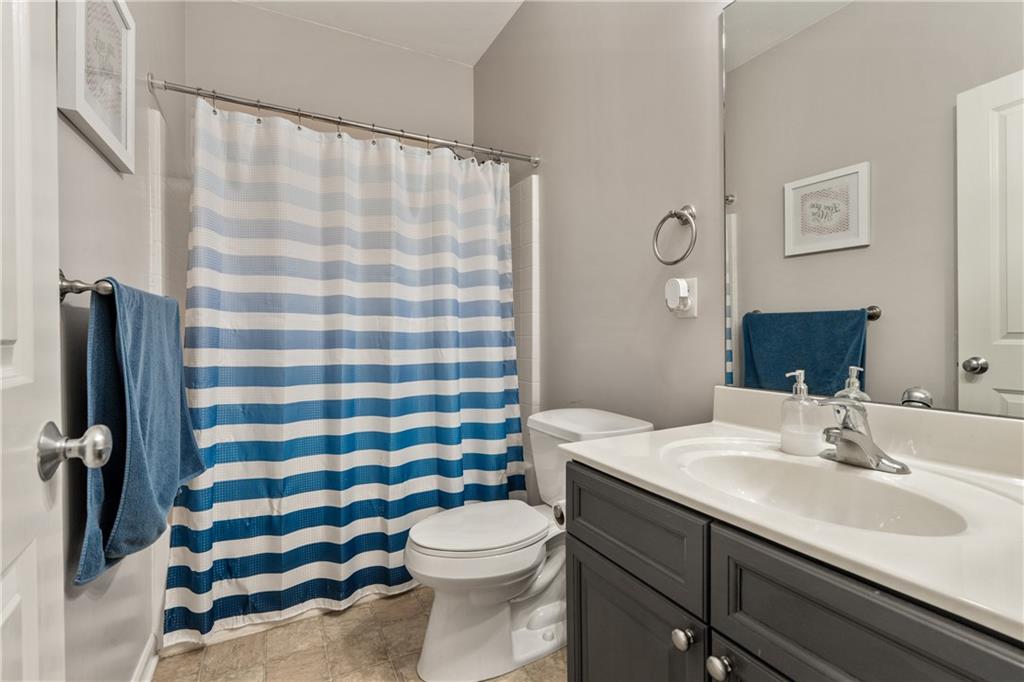 7631 W 158th Terrace Property Photo 15