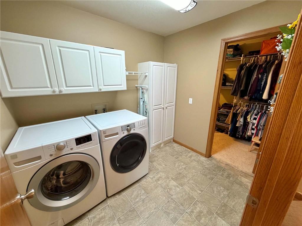 314 E Thompson Street Property Photo 10