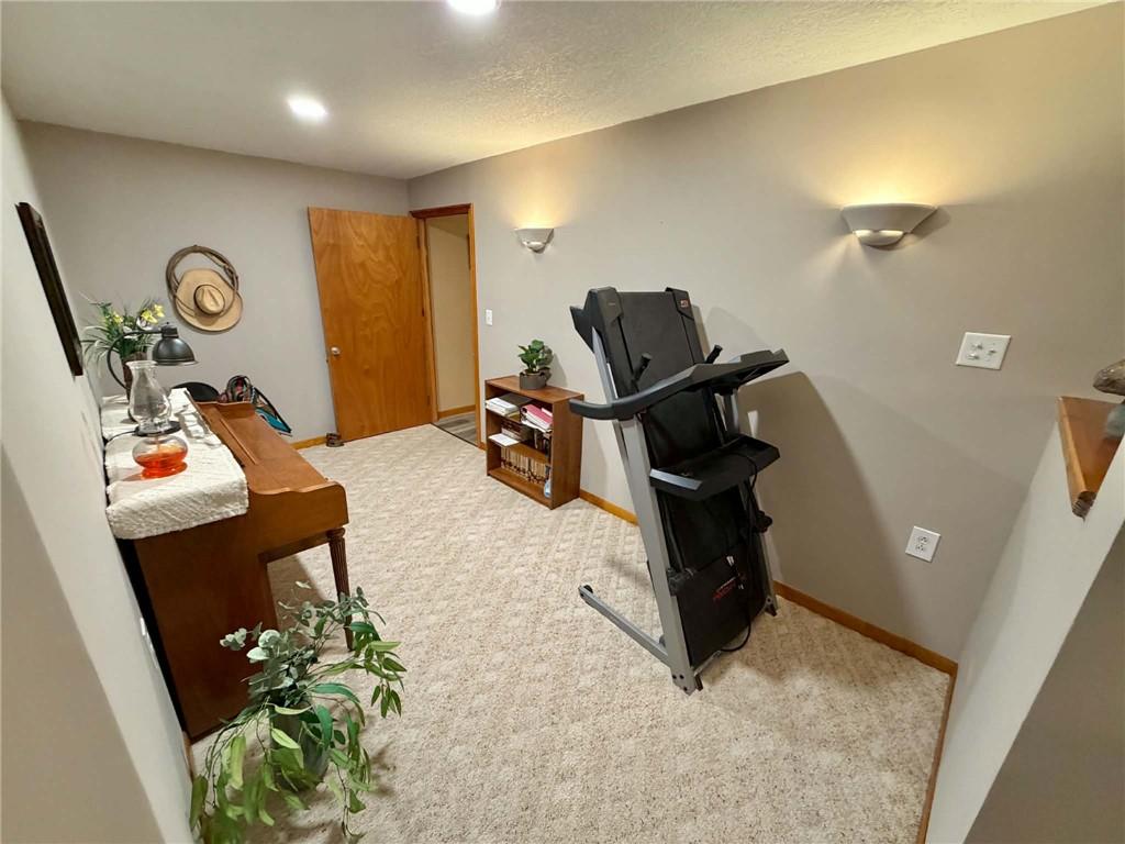 314 E Thompson Street Property Photo 29