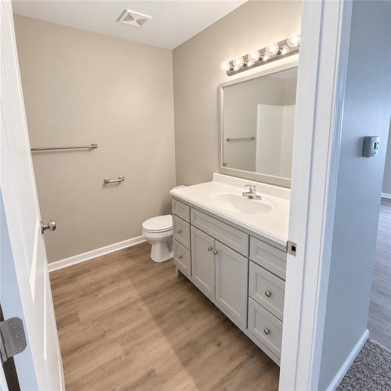 899 W Gay Street Property Photo 16