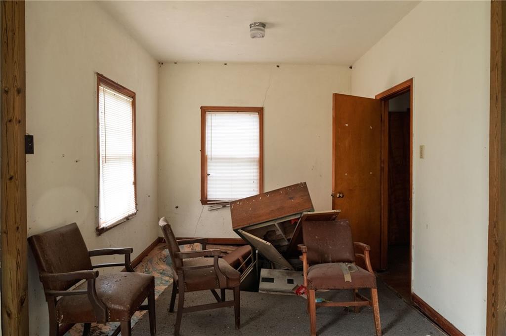 Ne High Point Drive Property Photo 16