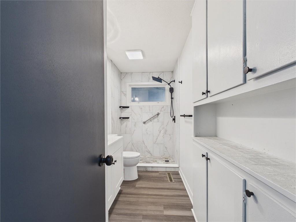 12206 E 47th Street Property Photo 19