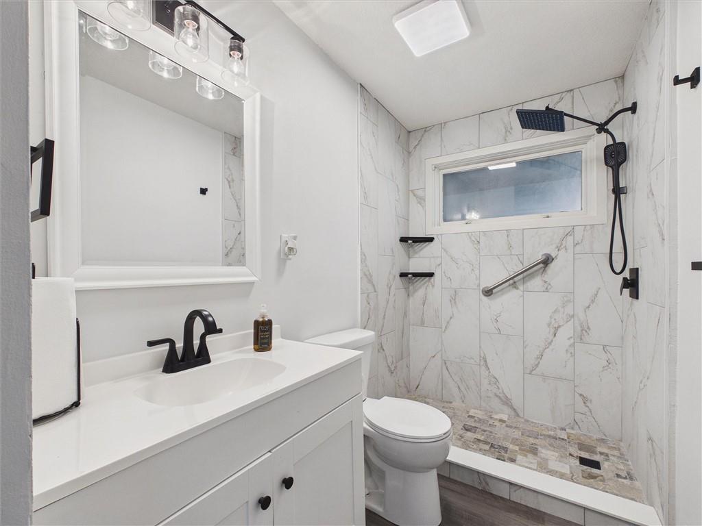 12206 E 47th Street Property Photo 20