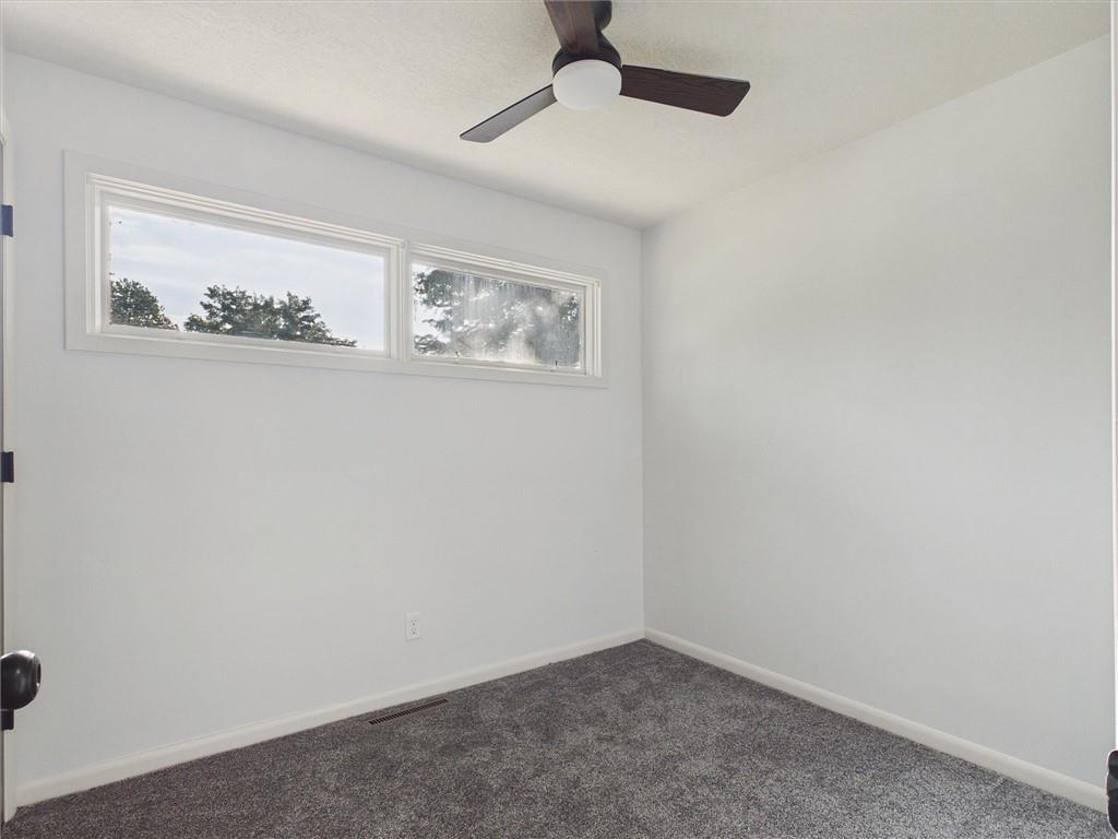 12206 E 47th Street Property Photo 21