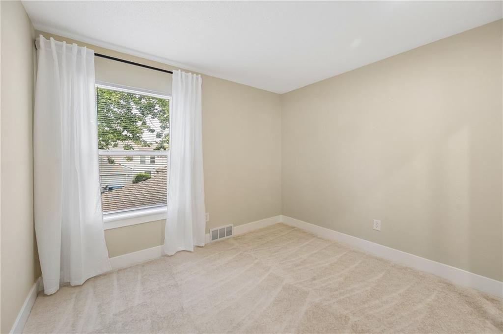8648 W 108th Place Property Photo 12