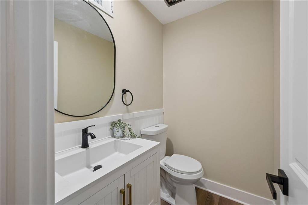 8648 W 108th Place Property Photo 18