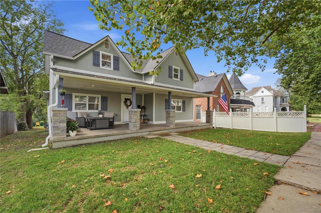 107 E Wea Street Property Photo 2