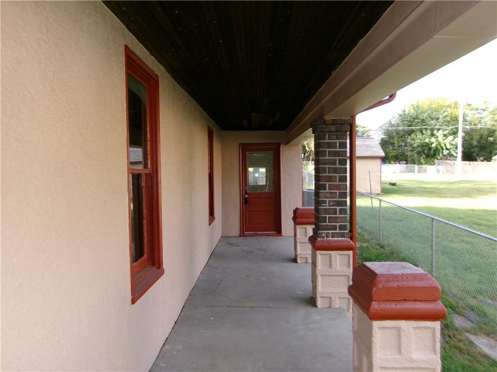 1417 Commercial Street Property Photo 3