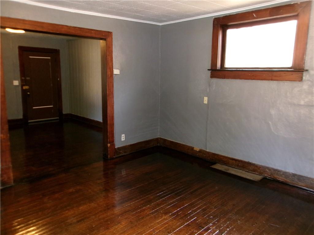 1417 Commercial Street Property Photo 8