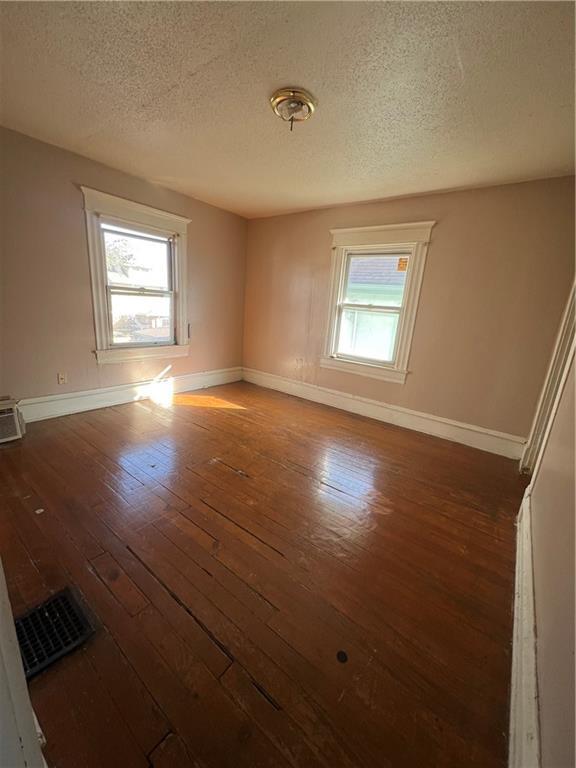 2008 E 36th Street Property Photo 7