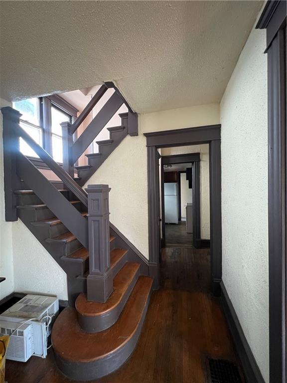 2008 E 36th Street Property Photo 15