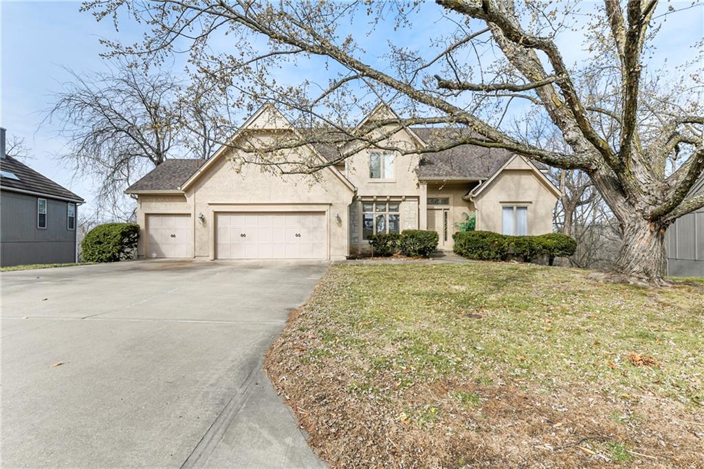 1028 Ne Moss Point Road Property Photo 1
