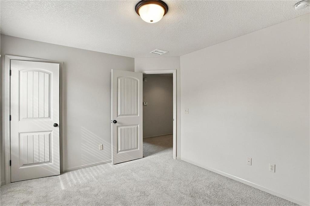 9424 N Hunter Avenue Property Photo 32