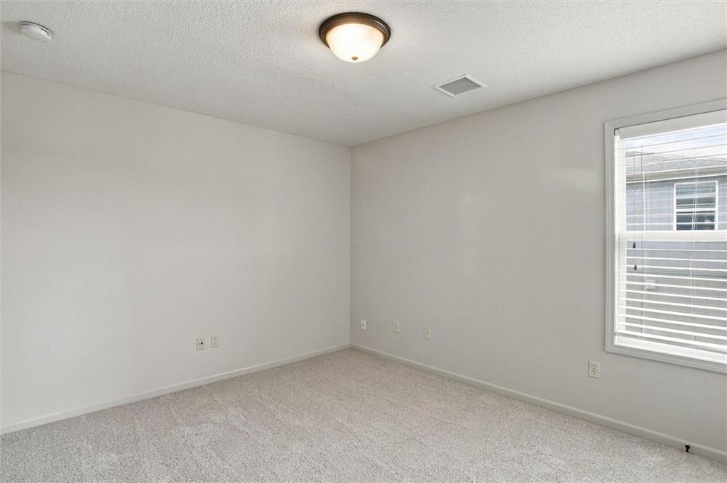 9424 N Hunter Avenue Property Photo 37