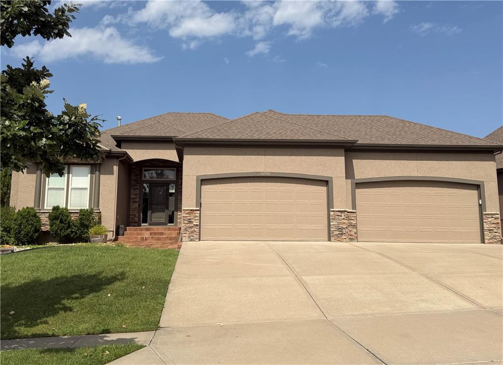 16590 S Kaw Street Property Photo 1