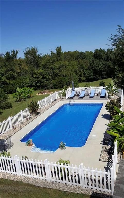 1843 Nw 515th Road Property Photo 11