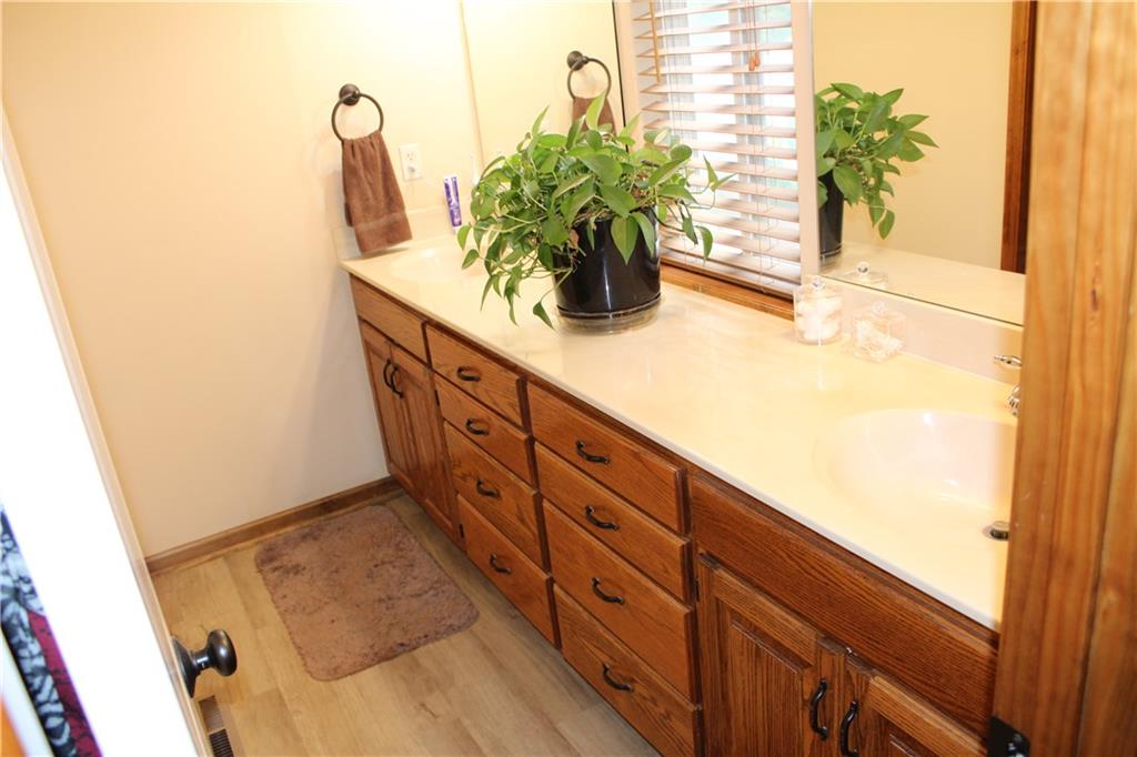 1843 Nw 515th Road Property Photo 30