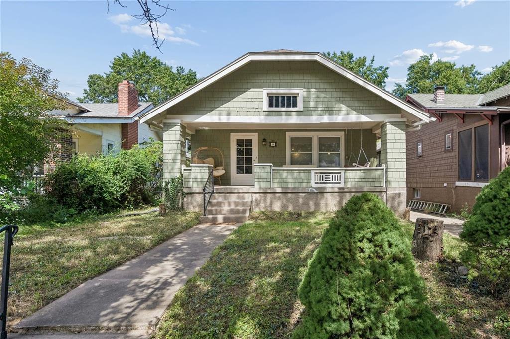 14 W 74 Street Property Photo 1