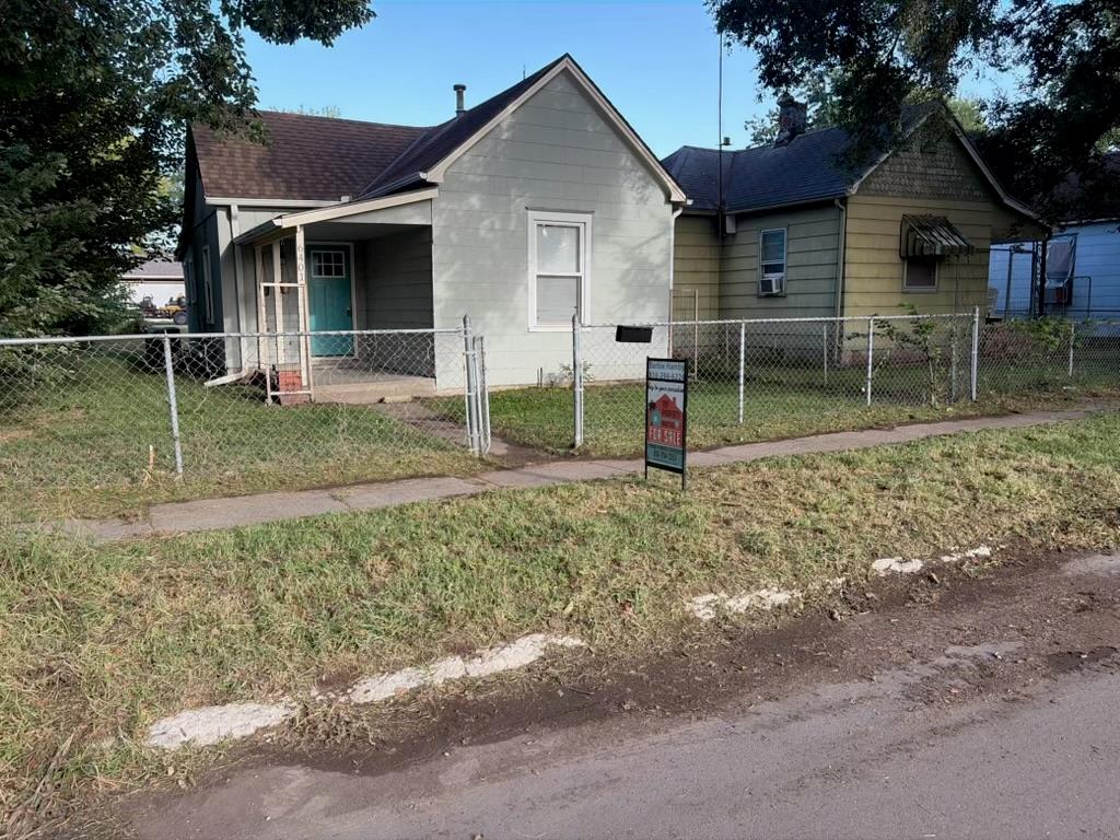 6401 Sherman Street Property Photo 1